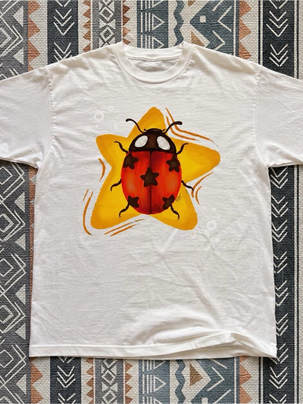 Ladybug White Graphic Tee | Gildan Unisex Heavy Cotton T-Shirt
